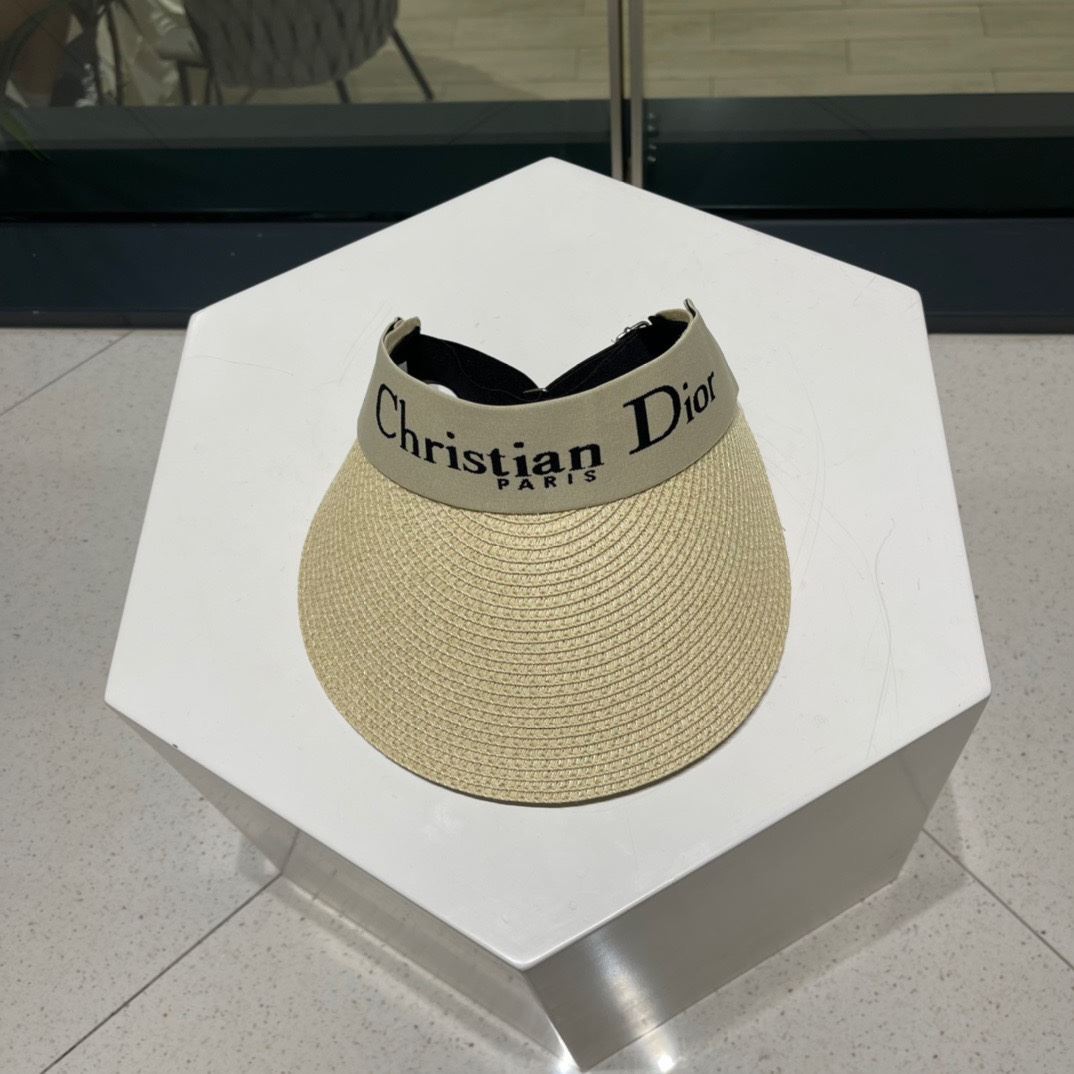 Christian Dior Caps